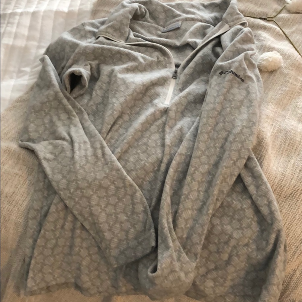 Columbia pullover